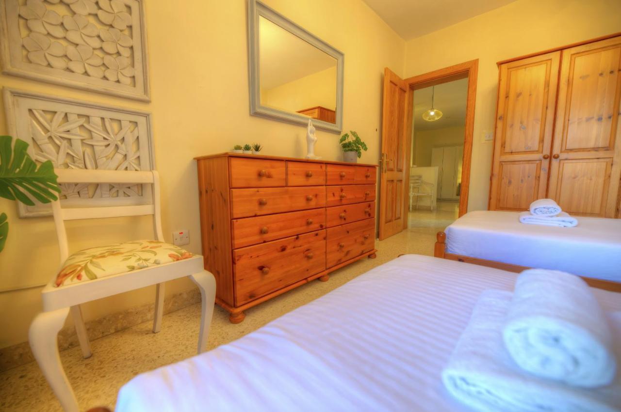 Large And Bright Apartment In The City Centre Goslm-2 Sliema Exterior foto