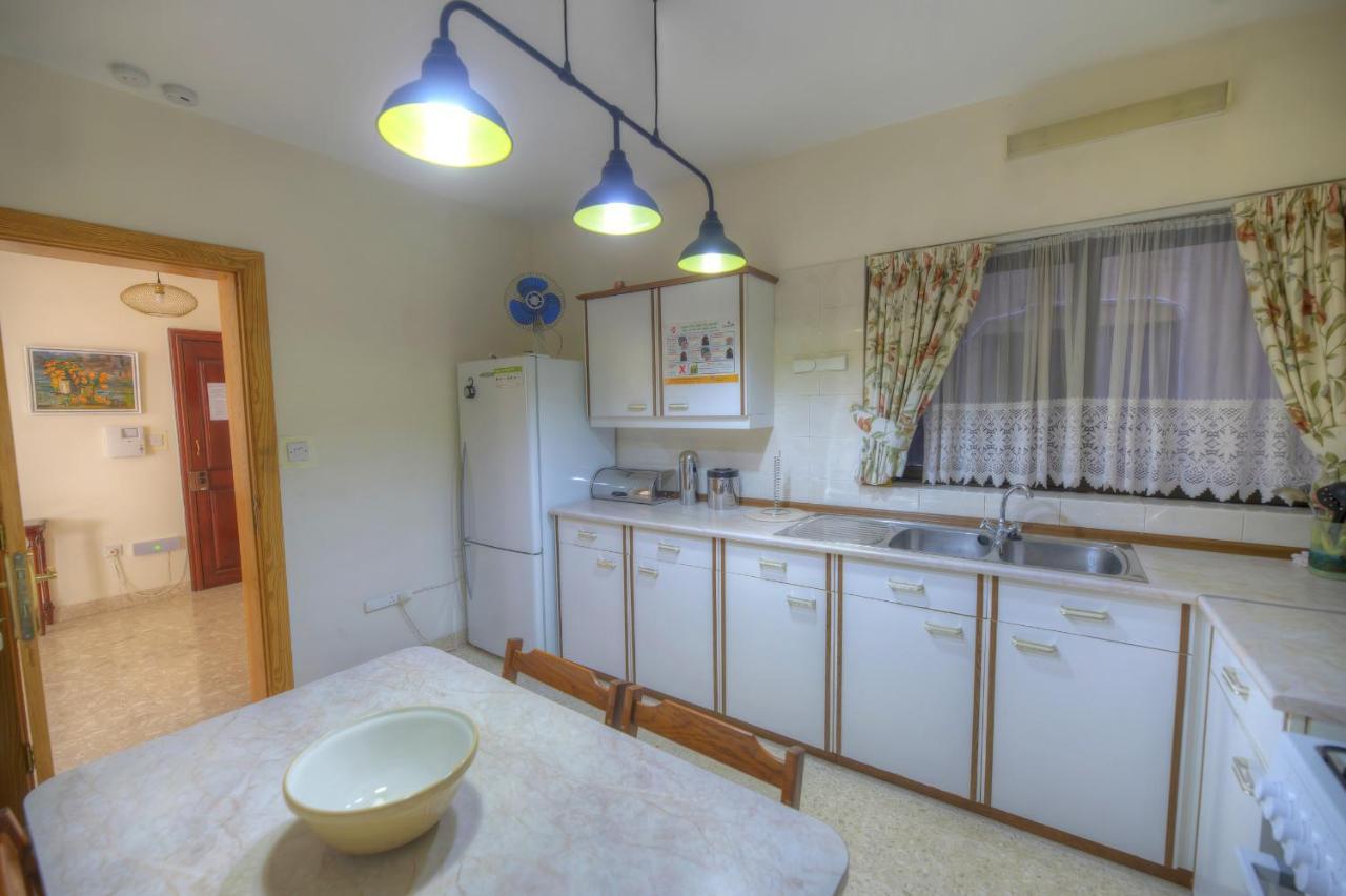 Large And Bright Apartment In The City Centre Goslm-2 Sliema Exterior foto