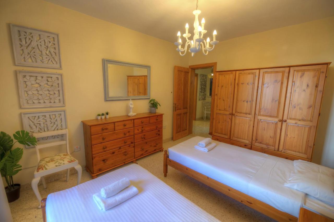 Large And Bright Apartment In The City Centre Goslm-2 Sliema Exterior foto